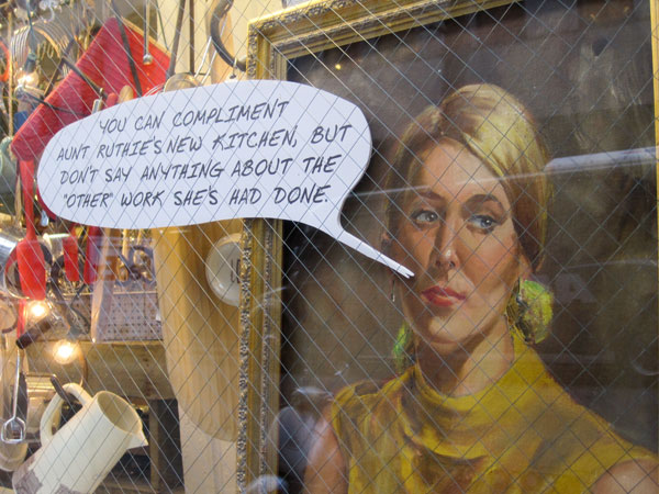 woman with text bubble gossips about aunt's plastic surgery